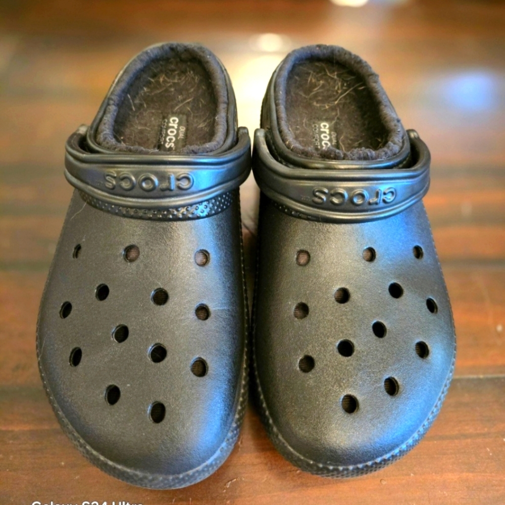 Men's Crocs Fur lined black